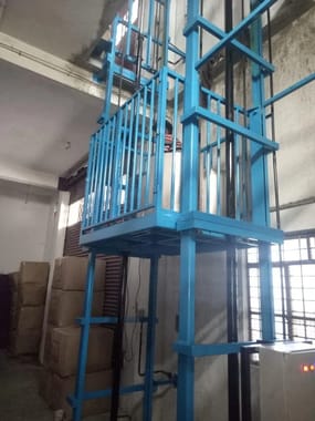 Hydraulic Vertical Lift 100kg to 5000kg, Max Capacity: 3-4 ton, Capacity: 4-5 ton