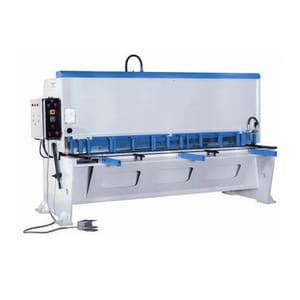 Semi-Automatic 50 - 60 Hz Hydraulic Metal Cutting Machine, For Industrial, 400 - 450 V