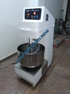 Electric Indian Dough Mixer, Capacity: 20 KG