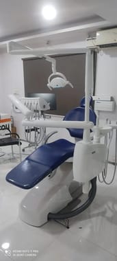 High Quality ABS UNO Siger V1000 Dental Chairs