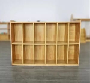 Polished Wooden Rubber wood kids book rack, Floor Mount, 8 Shelves