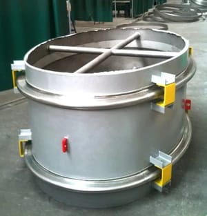 Oval expansion joints