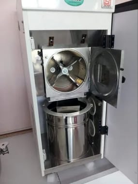 Semi-Automatic Mild Steel Domestic Atta Chakki, 1 HP, 5-10 Kg/hr