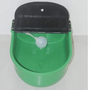 10 liter Plastic Unbreakable Automatic Cow Drinking Water Bowl Dispenser
