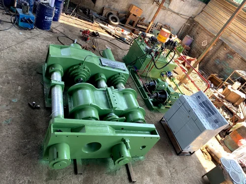 Rubber Moulding Machine