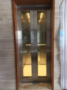 Vishwacon Stainless Steel Elevators, Capacity: 6-13 Person