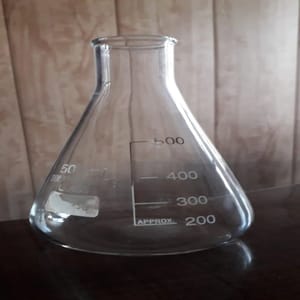 MAYALAB Conical Erlenmeyer Flask Glass, Capacity: 500 ml, Size: 500ML