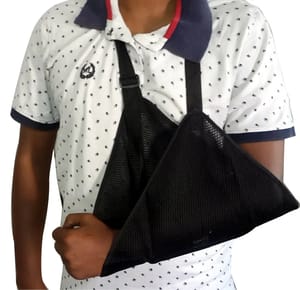 Nylon Black Arm Sling Support, Size: 35-40 Inch, for Hospital