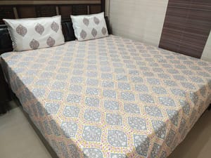 Abc Textile King Size Pure Cotton Printed Double Bedsheet & 2 Pillow Cover 230 Tc (100x108) Inches