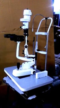 GSS Slit Lamp 5 Step Magnification With Wooden Table Top