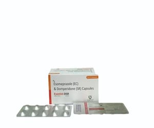Esomeprazole 40 mg and Domperidone 30