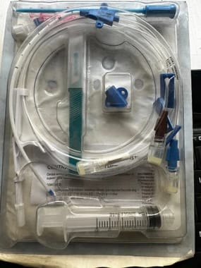 Triple Lumen Central Venous Catheter Kit